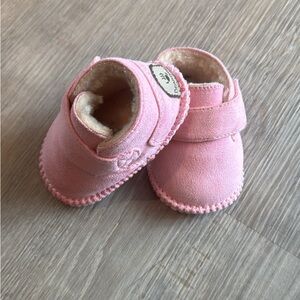 Bearpaw infant winter booties